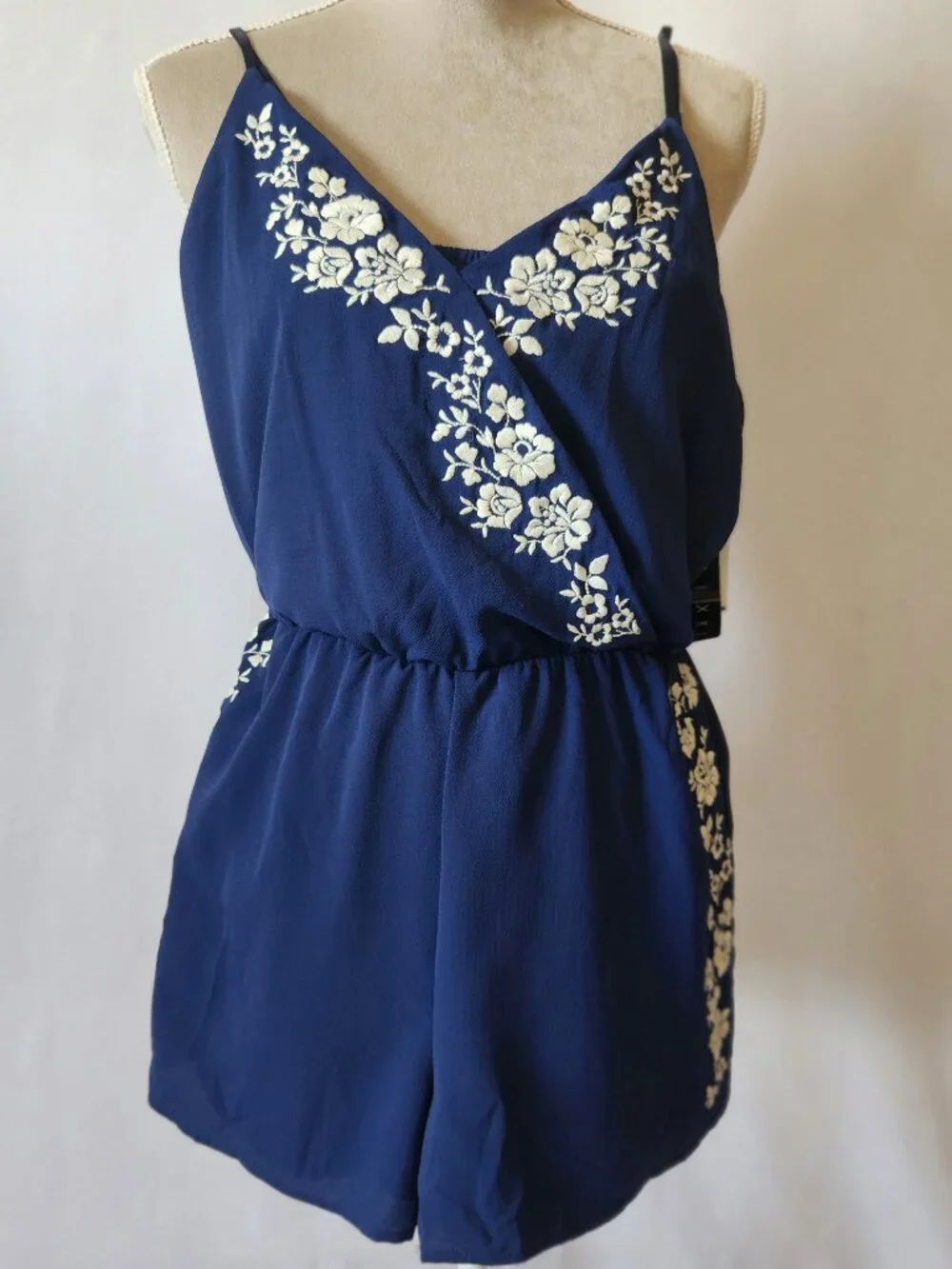 Trixxi Women Size L Blue Faux Surplice Floral Embroidered Strappy Sleeve Romper